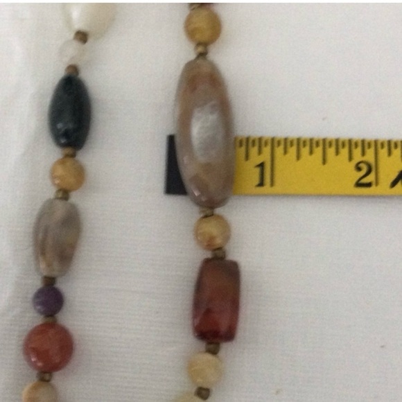 Woman’s Agate Stone Necklace multi color stones no clasp goes over the head - Picture 3 of 7